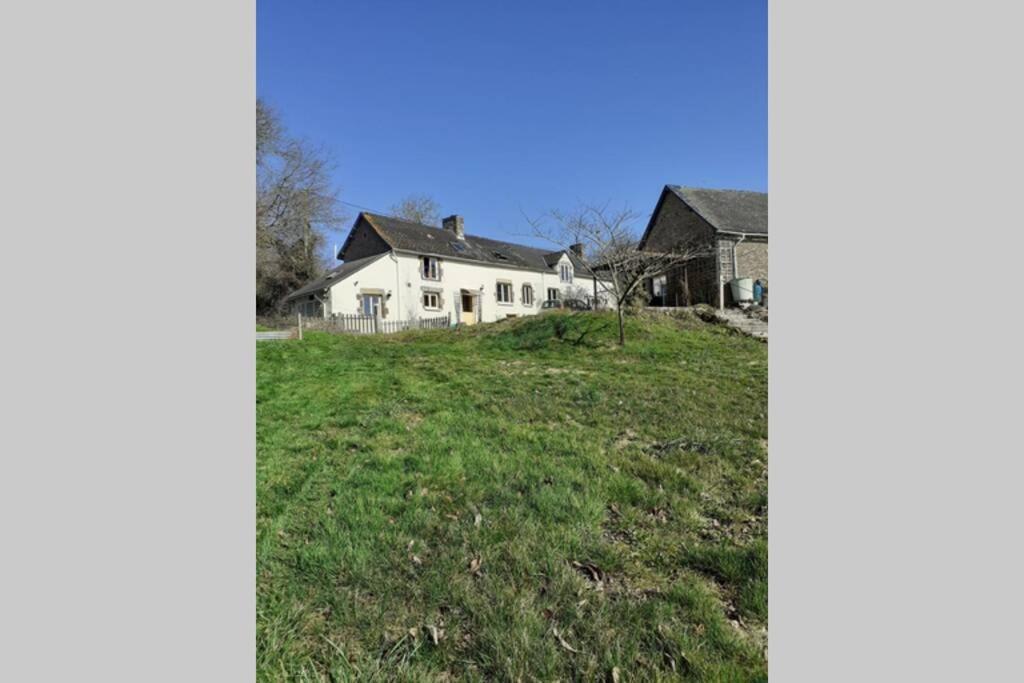 Private Farmhouse For Six In The Countryside Saint-Pierre-sur-Orthe Екстериор снимка