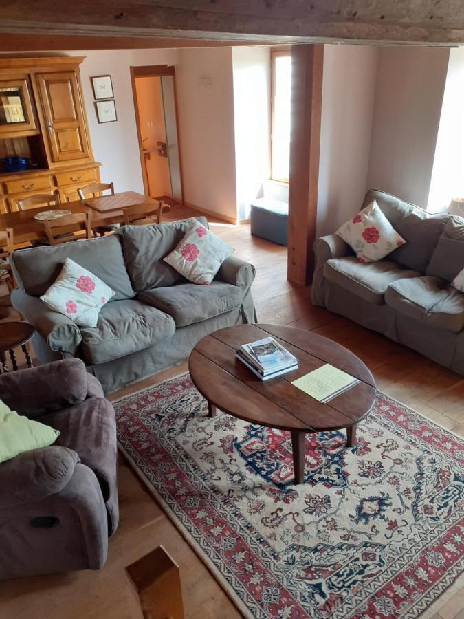 Private Farmhouse For Six In The Countryside Saint-Pierre-sur-Orthe Екстериор снимка
