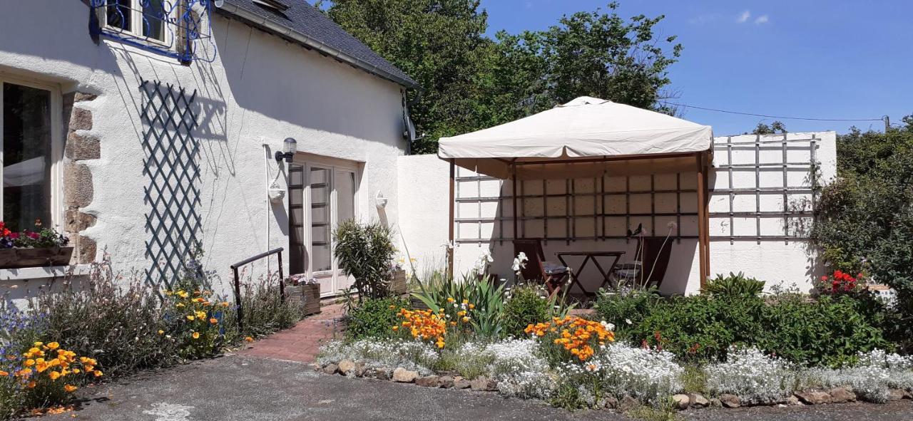 Private Farmhouse For Six In The Countryside Saint-Pierre-sur-Orthe Екстериор снимка